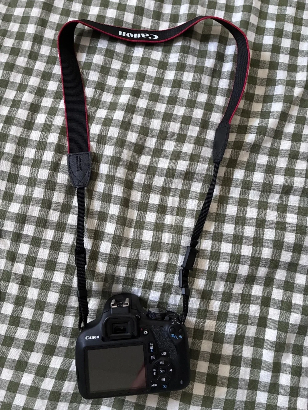 Canon EOS Rebel T5 DSLR Camera 2-Lens Complete Kit – 18-55mm + 55-250mm